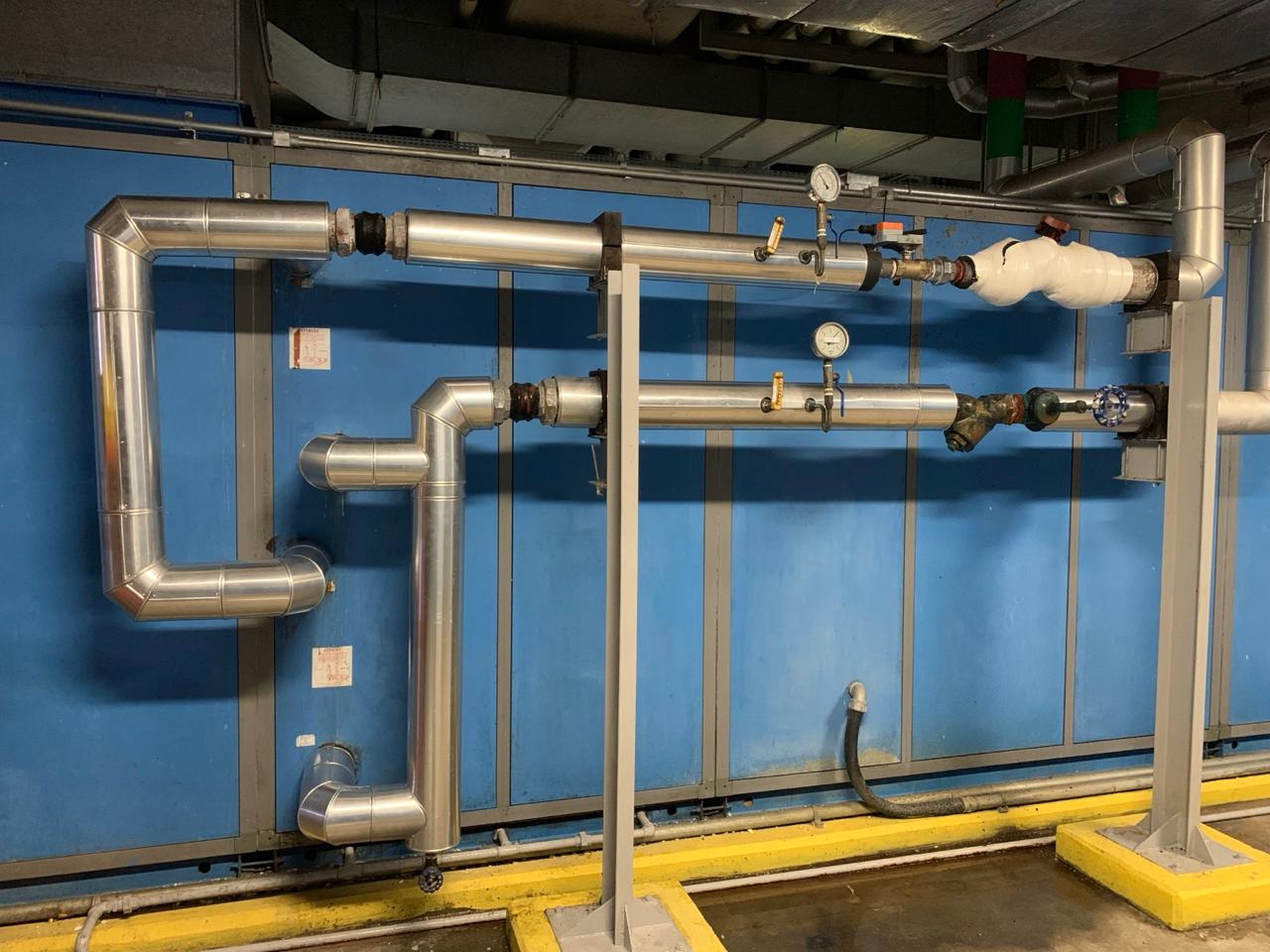Isolamento térmico de caixa de válvula em sistema de alta temperatura